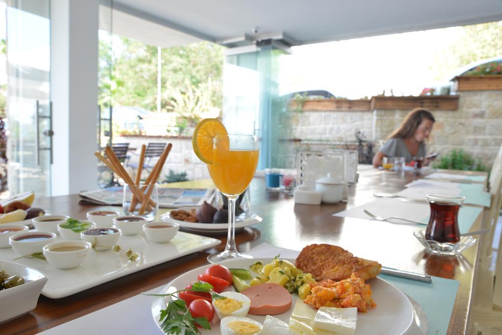 Arnna Hotel Kaş Esterno foto