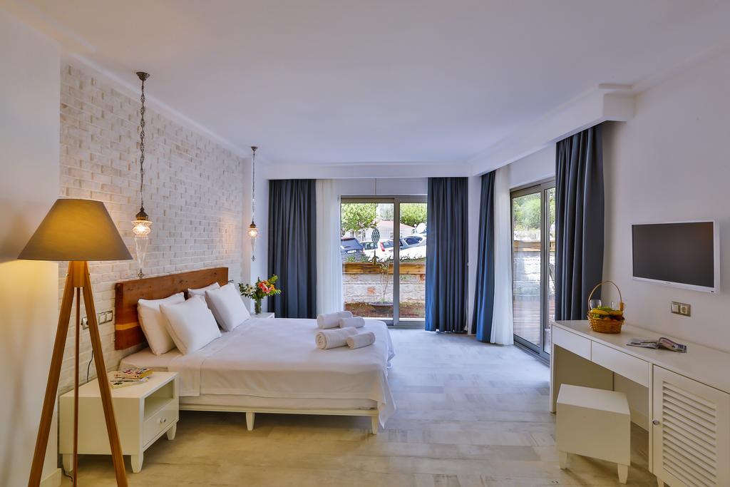 Arnna Hotel Kaş Esterno foto